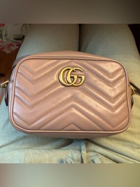 AUTHENTIC Small Gucci Camera Bag